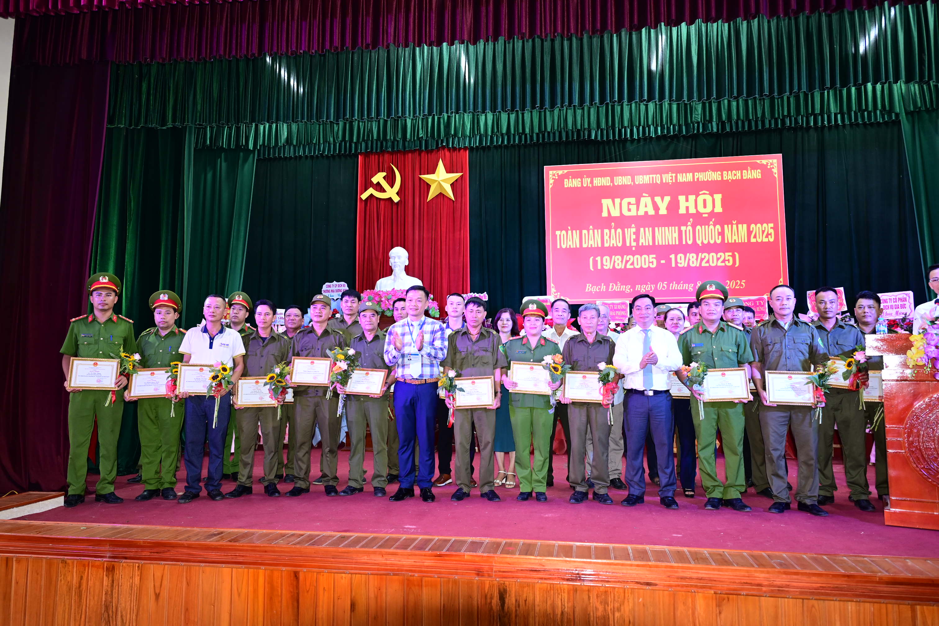 Phường Bạch Đằng đổi mới, sáng tạo, lan toả mạnh mẽ phong trào “Toàn dân bảo vệ an ninh Tổ quốc”